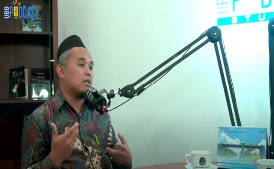 Video INI CIRI KHAS PRODI ILMU KELAUTAN UBB!! Kata Pak Indra Ambalika &ndash; Bincang Prodi