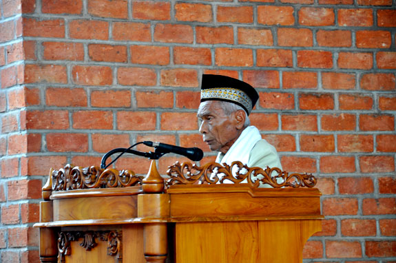 Doa oleh Bpk. K.H Usman Fatan, Ketua MUI Babel