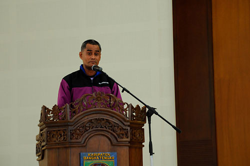 Sambutan Ketua Pelaksana KKN UBB 2011 pada acara Pelepasan Peserta KKN UBB 2011 di Bangka Tengah