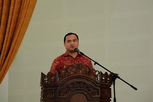 Sambutan Bupati Bangka Tengah H. Erzaldi Rosman, SE. MM pada acara Pelepasan Peserta KKN UBB 2011 di Bangka Tengah