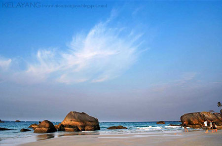 Foto-foto Pantai Tanjung Kelayang Tanjung Kelayang di Sungailiat Kabupaten Bangka